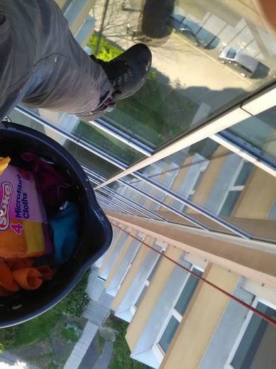 04 mytí oken z lana výškové práce Praha pracenalane.cz prá